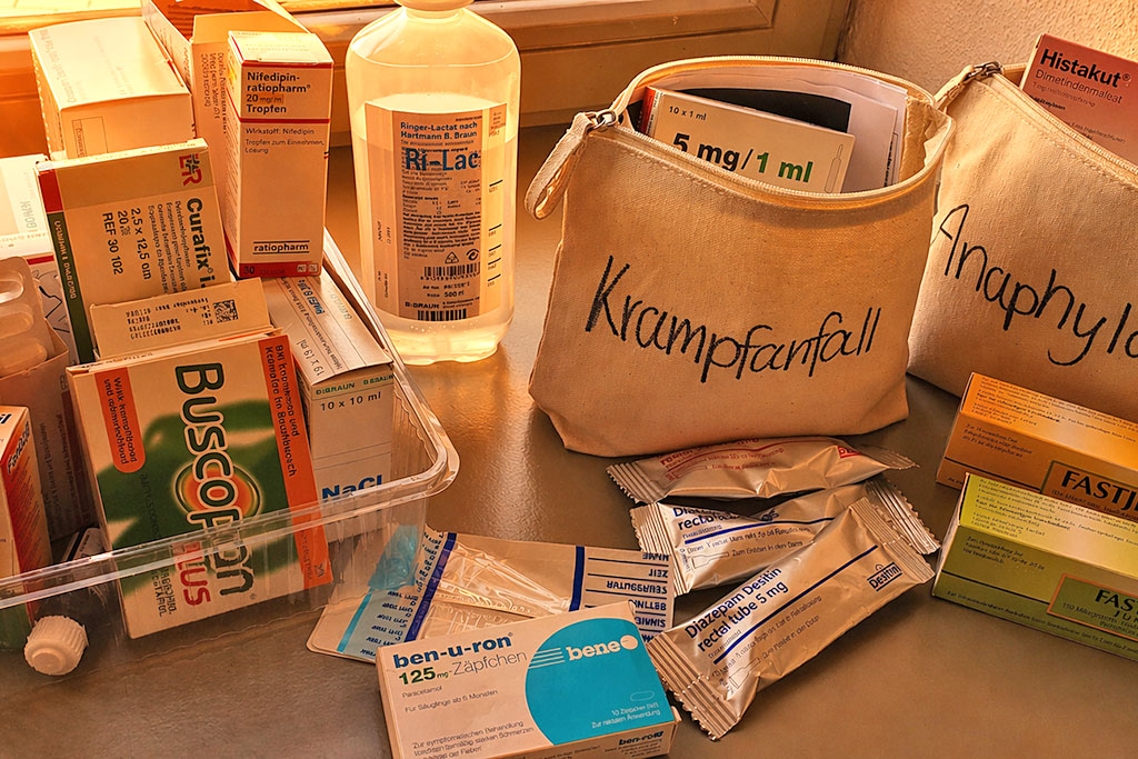 notfallquipment-medikamente-notfall-krampfanfal-anaphylaxiel